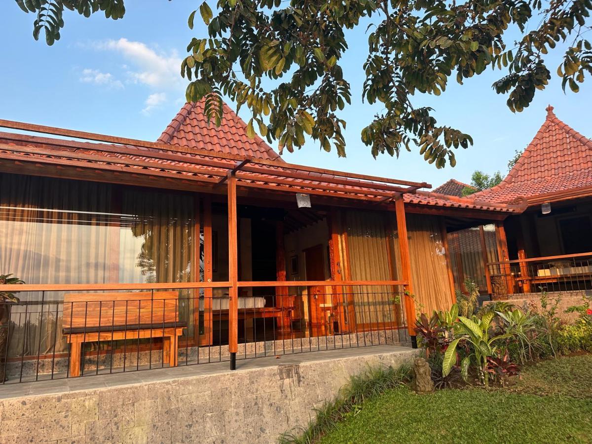 Griya Kcb Villa Ubud Esterno foto
